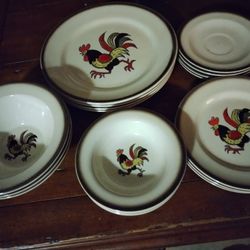 Vintage Poppy trail Rooster Dinnerware