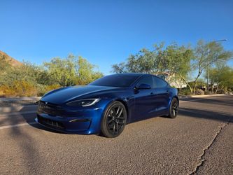 2022 Tesla Model S Plaid