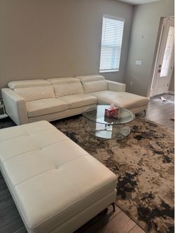 Sofa - Italian leather, center table and carpet combo