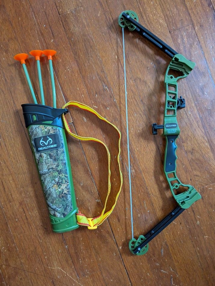 Realtree Archery Set