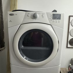 Whirlpool Digital Dryer 