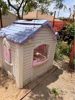 Free Barbie house