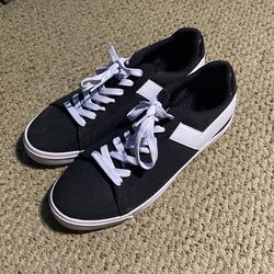 Black Pony Low Top 