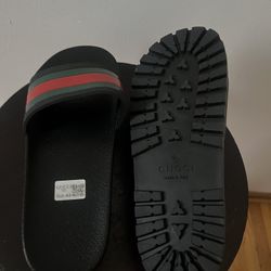Gucci Slides 
