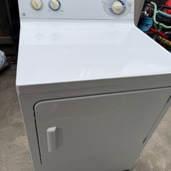 Electric Dryer/Clothes Dryer