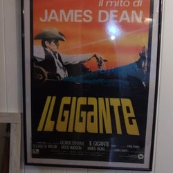 Giant Picture