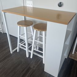Breakfast Bar Table With Stools