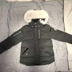 Authentic Black Moose Knuckle Parka Coat with white fur men's size medium