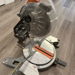 Ridgid 10in Miter Saw 