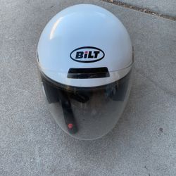 Bilt Motorcycle Helmet   Excellent  Condition  Inv Storage Bag Large