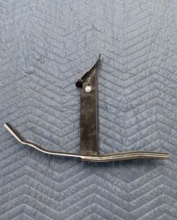 Genuine Mercedes-Benz Lower Support 205-620-80-00