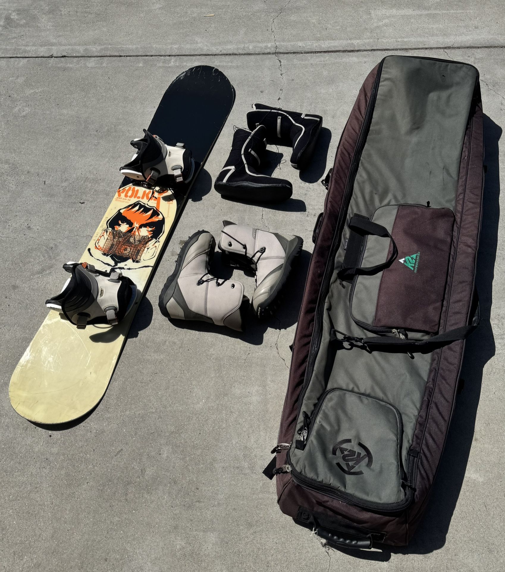 Volkl Wall AM Snowboard (152cm)+ Bindings + K2 Travel Bag + More