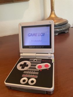 Gameboy Advance SP NES Edition