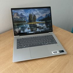 HP Elitebook 640 G11