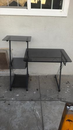 Computer desk