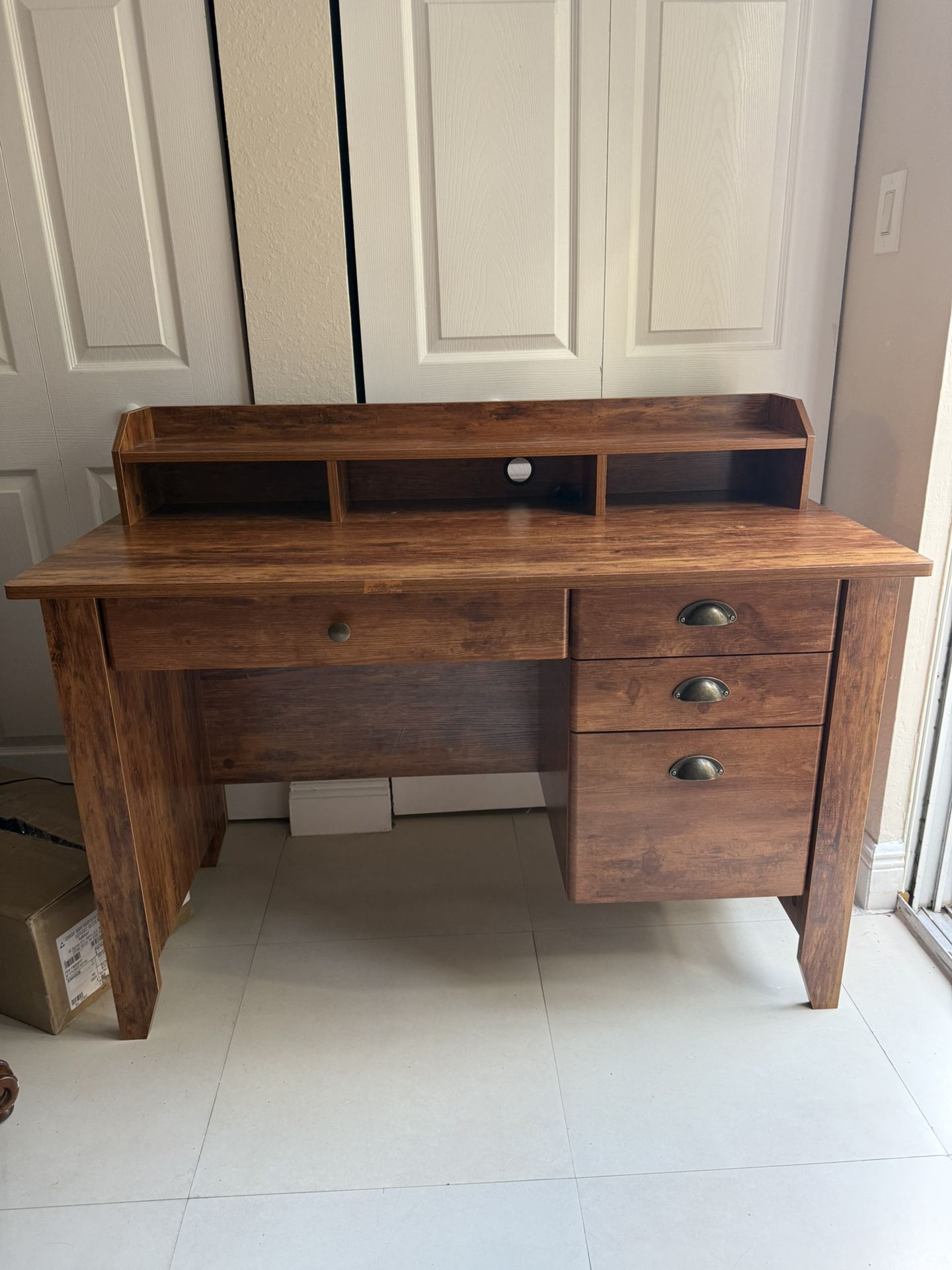 Computer Desk with 4 Storage Drawers & Hutch
