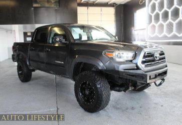 2017 Toyota Tacoma