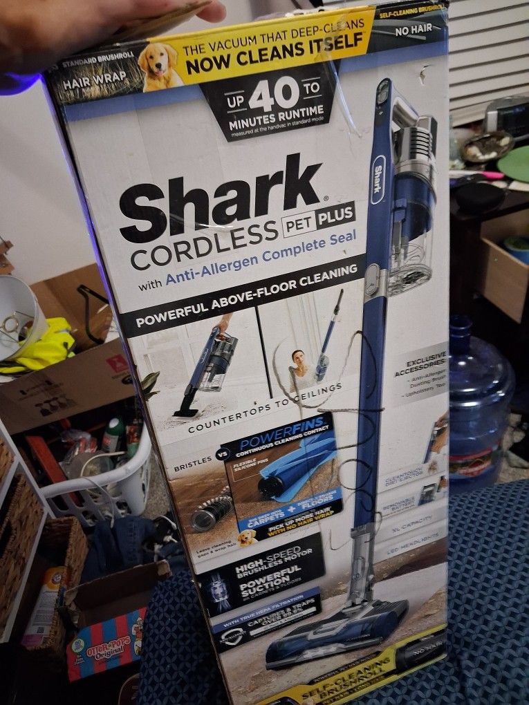 Brand New SHARK VACCUME