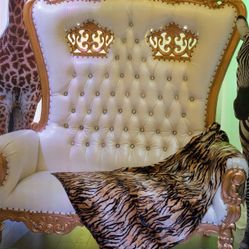 Throne Chair - RENT FOR YOUR NEXT EVENT!