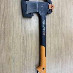 FISKARS X11 17” 43cm FiberComp Splitting Chopping Axe Sheath Made in Finland