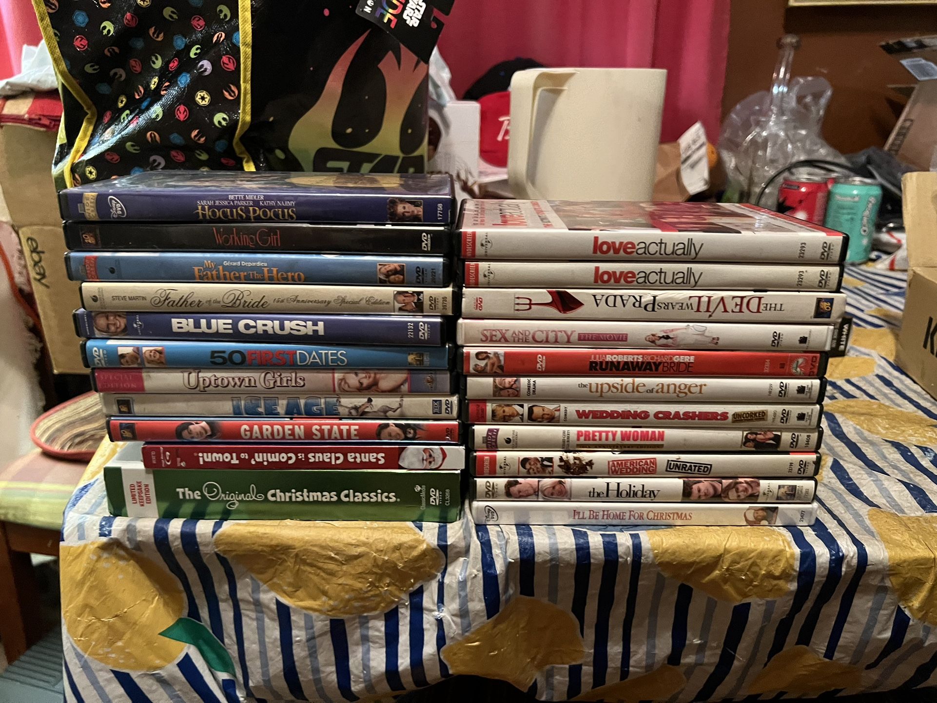 Lot Of Holiday Movies  DVDs Family DVDs And More 