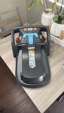UPPABaby Extra Car seat base