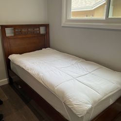 Twin Size Wooden Bed