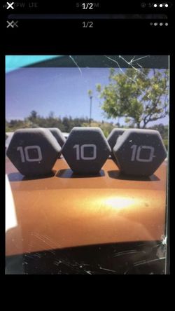 New 10 lb dumbbells Silver comes in pairs not 3 DB’s also available in 2, 3, 5, 8, 10 lbs prices vary