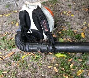STIHL Gas-Powered Backpack Leaf Blower