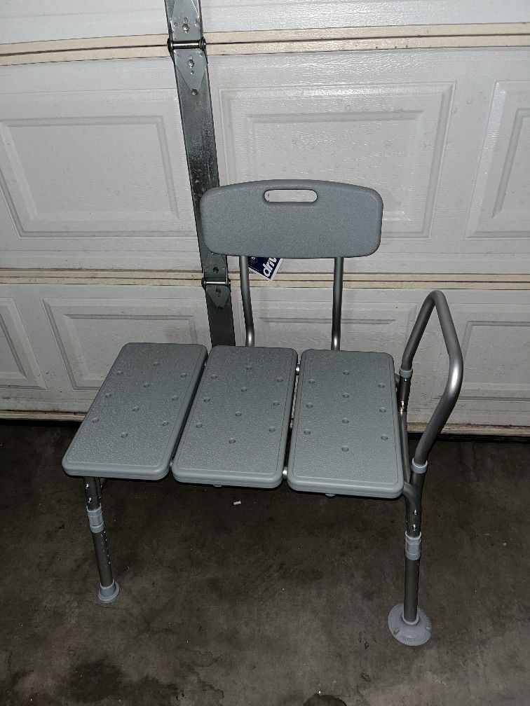 BRAND NEW! Drive Medical Plastic Tub Transfer Bench with Adjustable Backrest BRAND NEW