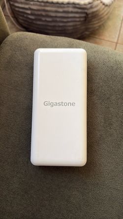 Gigastone portable charger