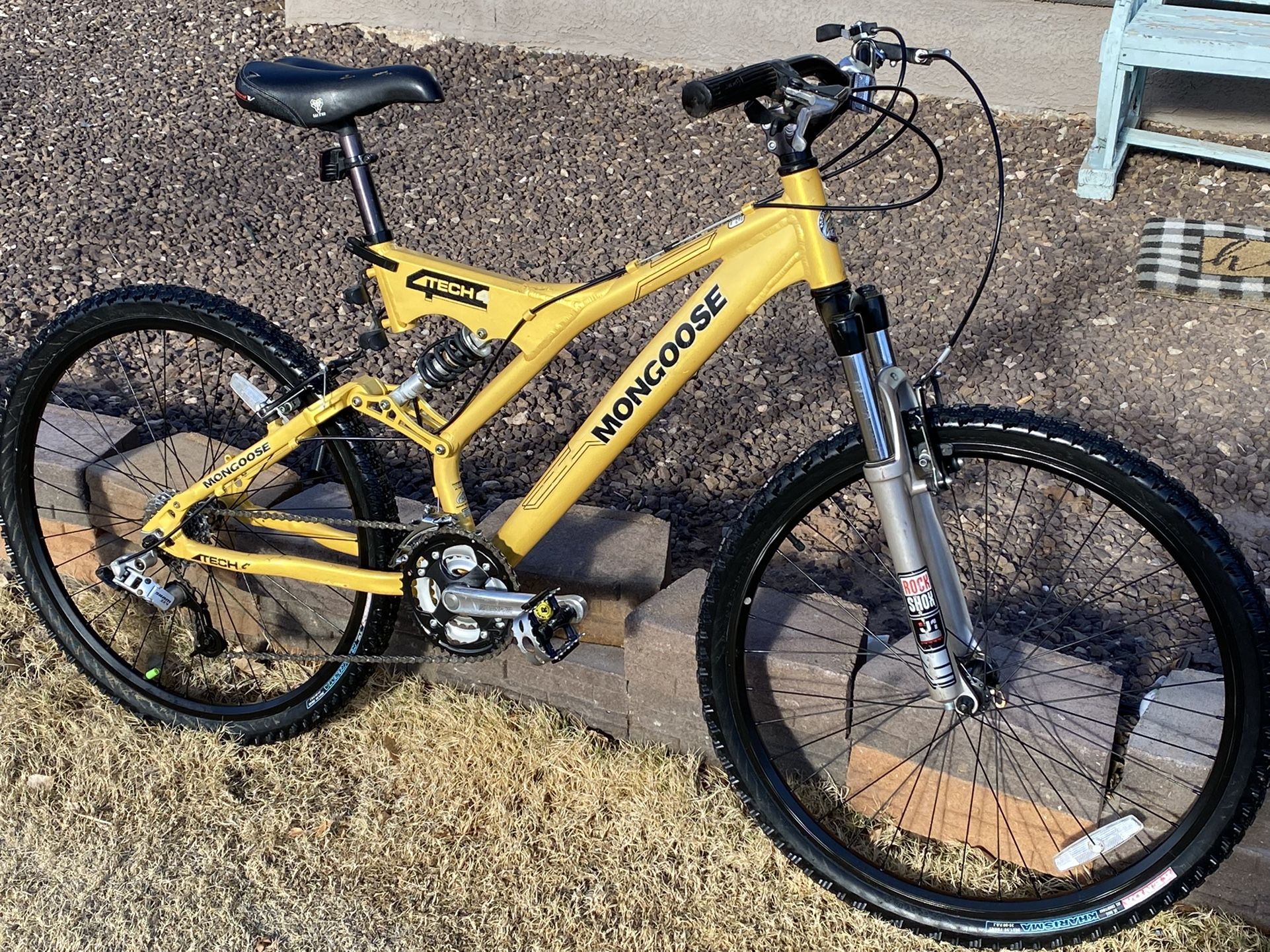 26 Mountain Bike Mongoose All Aluminum for Sale in El Paso TX