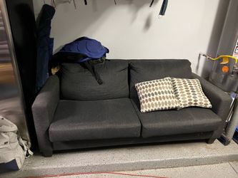Couch, Pull Out Couch to Bed - FREE