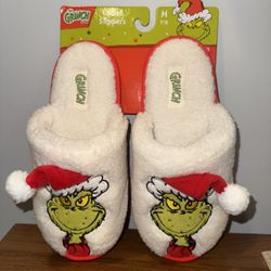 The Grinch slippers women's size 7/8