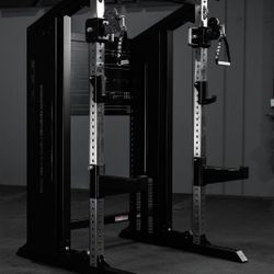 Pioneer 2IN1 rack + functional trainer.
