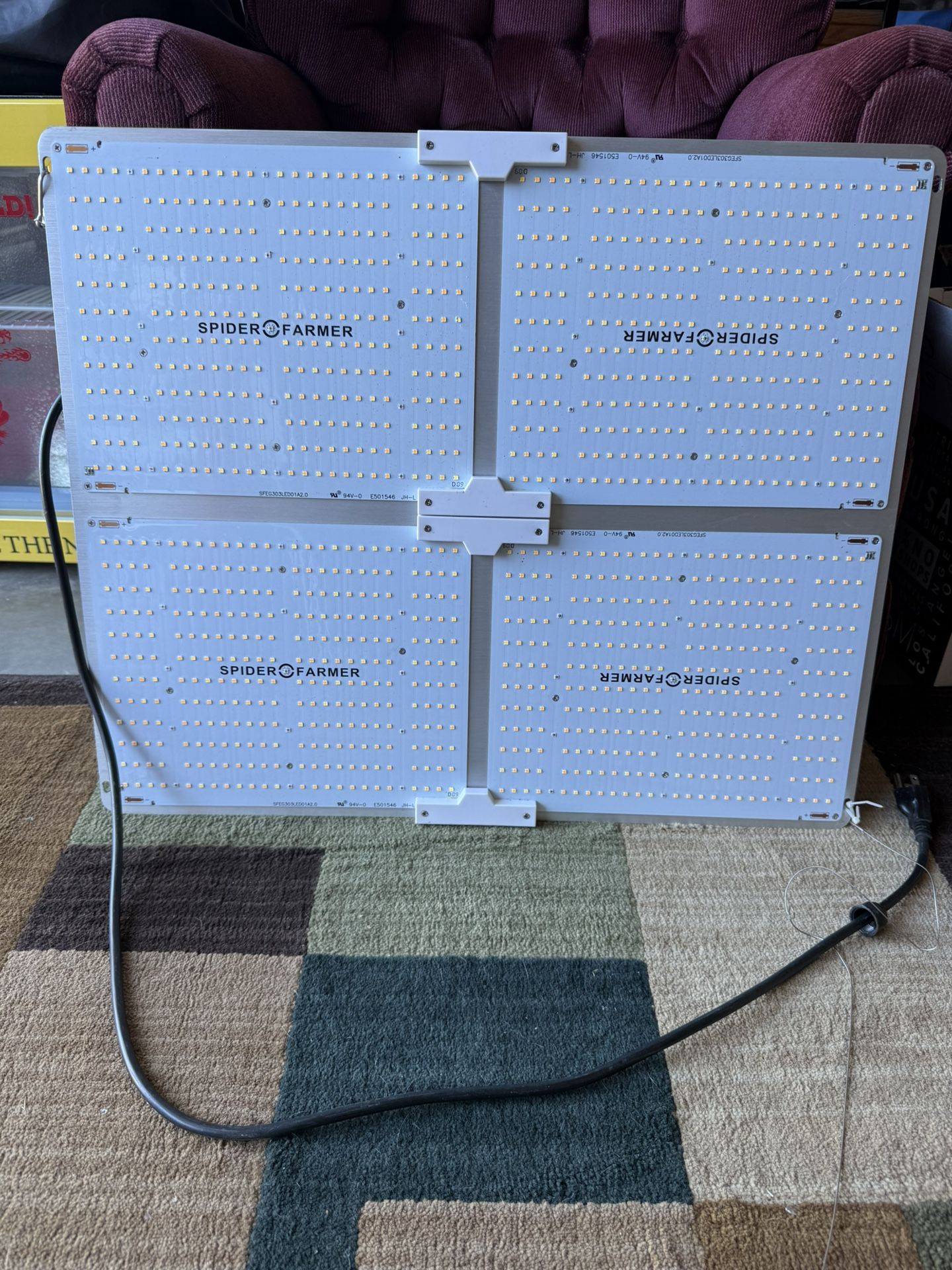 Spider Farmer SF-4000 1000w LED Grow Light w/ 2 Meanwell 4900mA 240W LED Drivers - Works