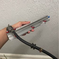 B series Vtec fuel rail with Downstar hardware.
