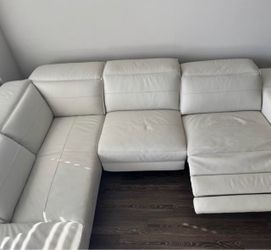 White city furniture couch