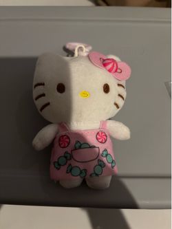 hello kitty Peppermint Plush keychain