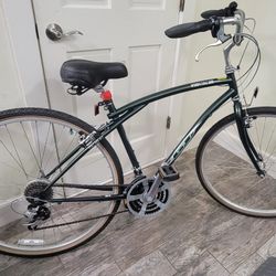 GT  Windstream Beach Cruiser Bicycle 