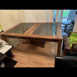 Free Table 