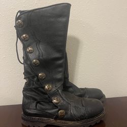 Leather Boots 