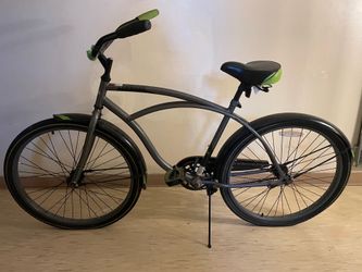 Huffy Cranbrook cruiser Bike