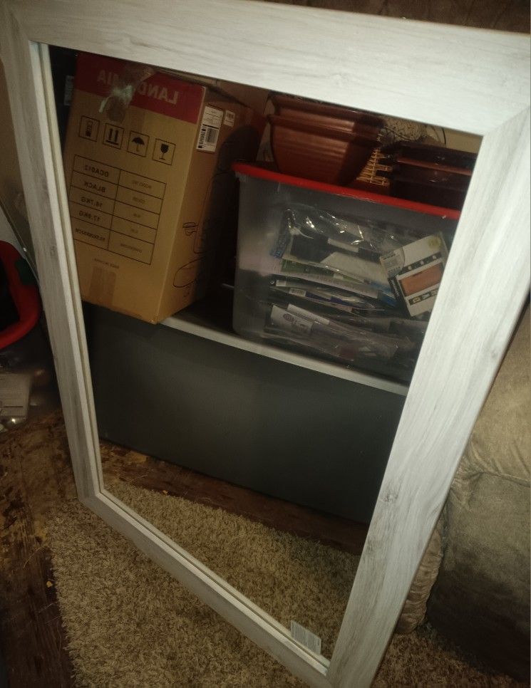 Ashley Furniture Mirror
