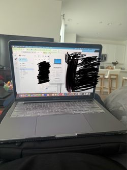 MacBook Pro 2020 13” 16GB RAM/512GB SSD Storage