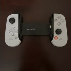 PlayStation backbone iPhone Lighting Port