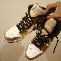 Nike Jordan Air 1 Mid SE Metallic Gold + Shoe Carry Box