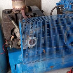 Air Compressor 