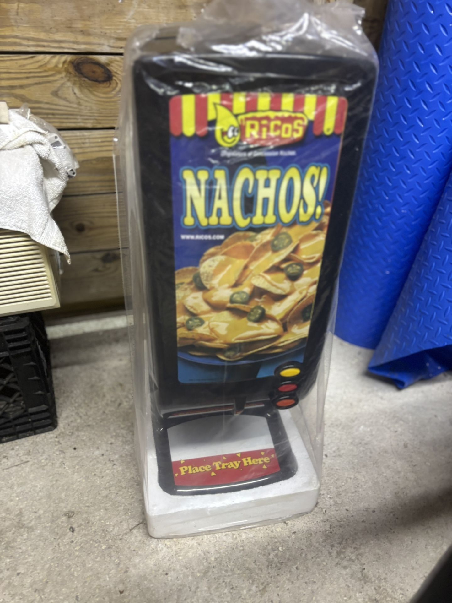 BRAND NEW Rico’s Commercial Nacho Cheese Dispenser