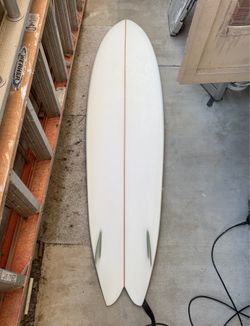Ryan Burch Handshaped Long fish